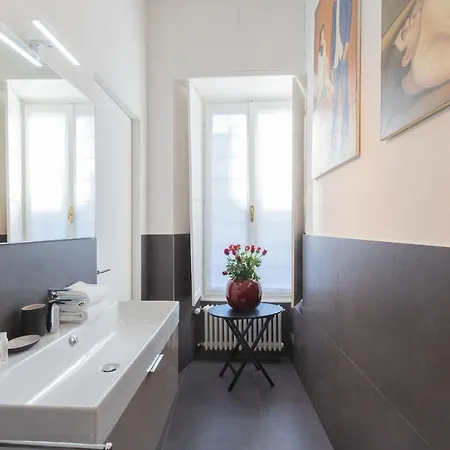 Boutique By Rent Apartment Como