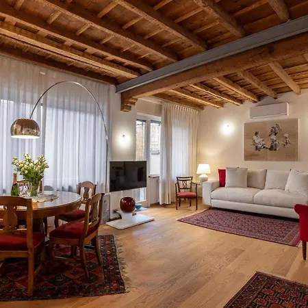 Boutique By Rent Apartment Como