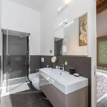 Boutique By Rent * Como