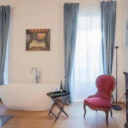 Boutique By Rent Apartment Como