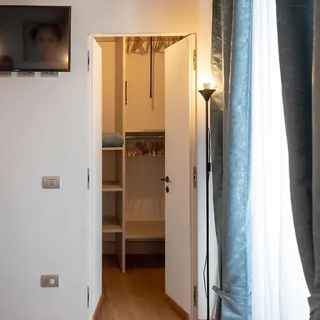 Boutique By Rent