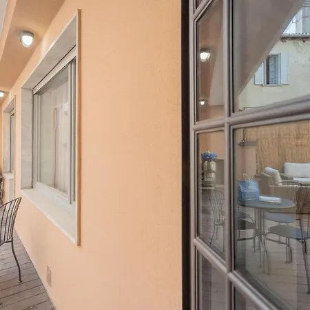 Boutique By Rent Como